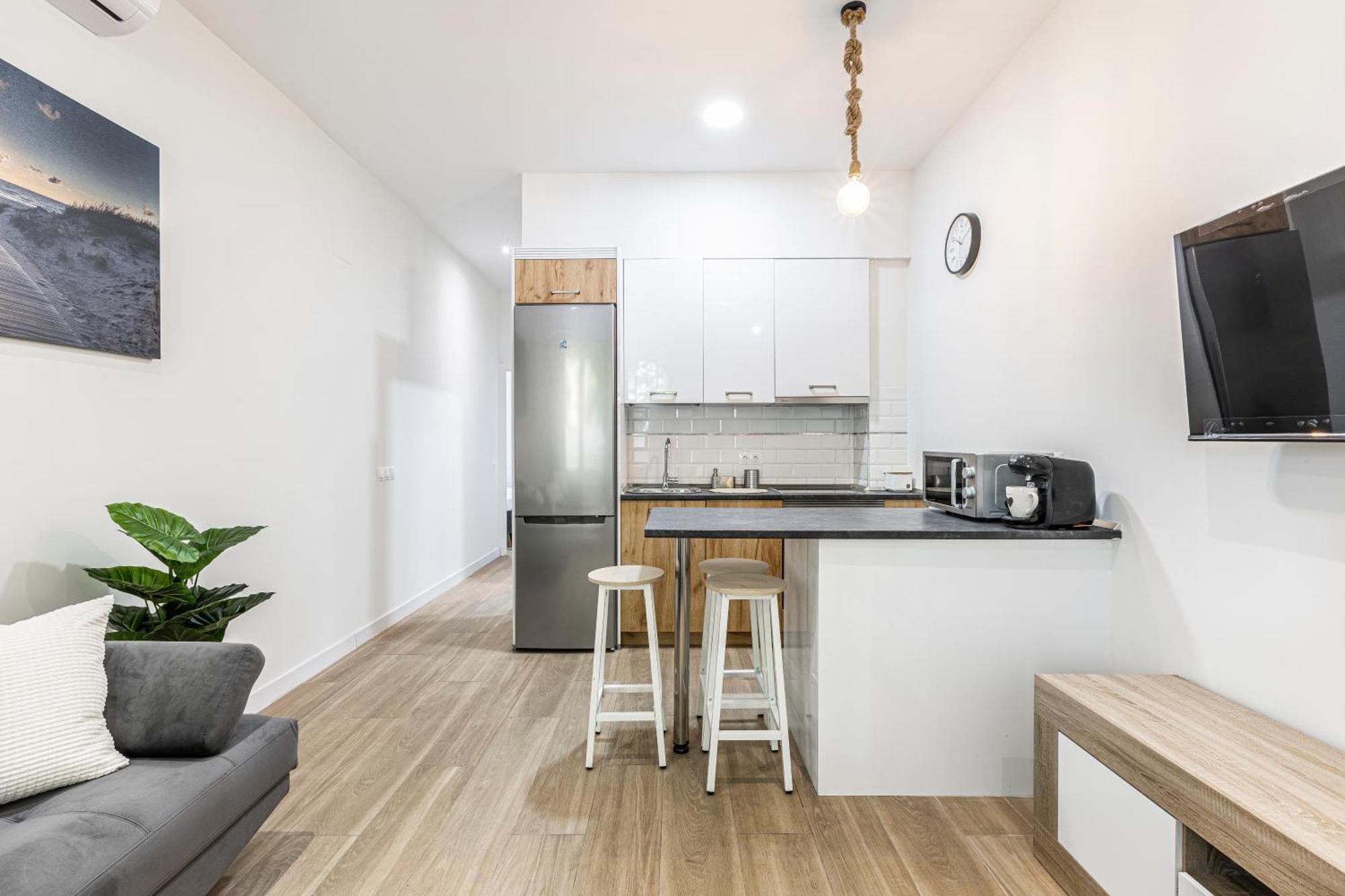 Apartamentos A 5 Minutos Del Centro De Madrid 4P Buitenkant foto